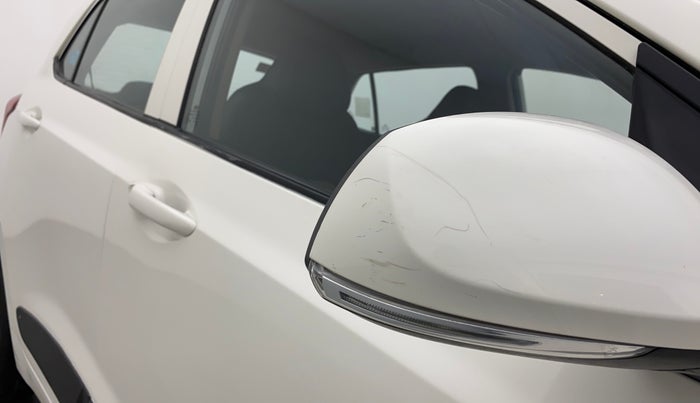 2015 Hyundai Grand i10 SPORTZ 1.2 KAPPA VTVT, Petrol, Manual, 40,507 km, Right rear-view mirror - Minor scratches