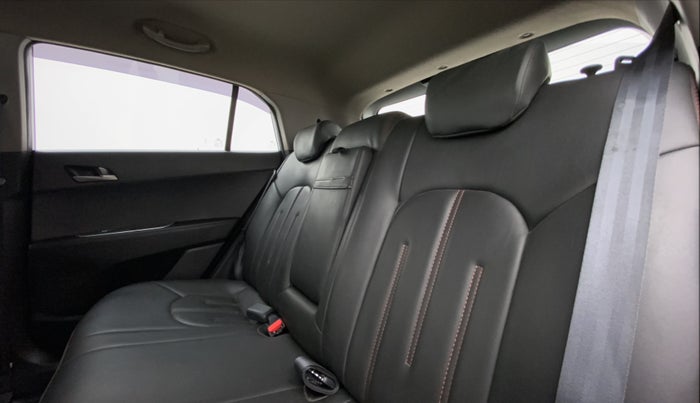 2018 Hyundai Creta SX PLUS 1.6 PETROL, Petrol, Manual, 81,764 km, Right Side Rear Door Cabin