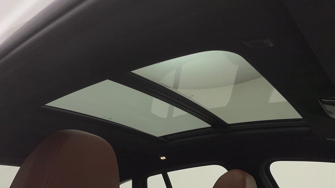 Interior Sunroof/Moonroof