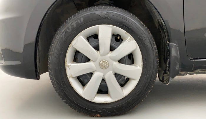 2017 Nissan Micra Active XV, Petrol, Manual, 24,803 km, Left Front Wheel