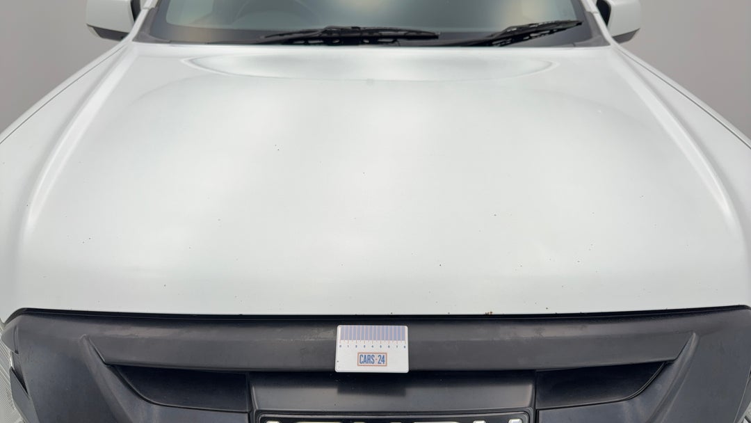 2019 Isuzu D-MAX Sx Hi-ride (4x2), Automatic, 132217 km, Bonnet Chip