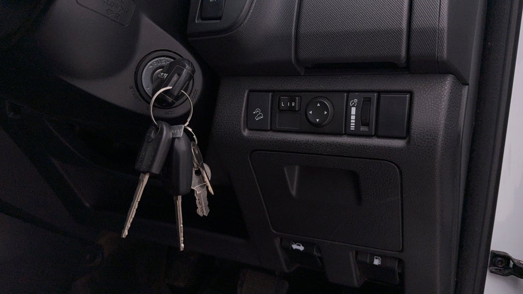 2019 Isuzu D-MAX Sx Hi-ride (4x2), Automatic, 132217 km, Utility Switches/Buttons