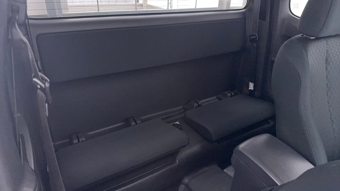 2019 Isuzu D-MAX Sx Hi-ride (4x2), Automatic, 132217 km, Right Side Rear Door Cabin View