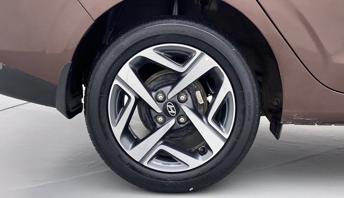 2020 Hyundai AURA SX+ AT 1.2CRDI, Diesel, Automatic, 32,928 km, Right Rear Wheel