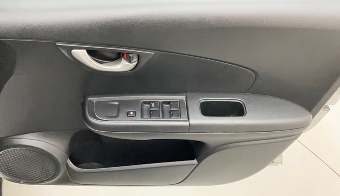 2017 Honda BR-V 1.5L I-VTEC E, Petrol, Manual, 23,429 km, Driver Side Door Panels Control