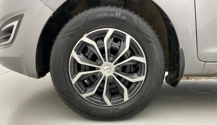 2014 Hyundai i20 MAGNA O 1.2, Petrol, Manual, 18,483 km, Left Front Wheel