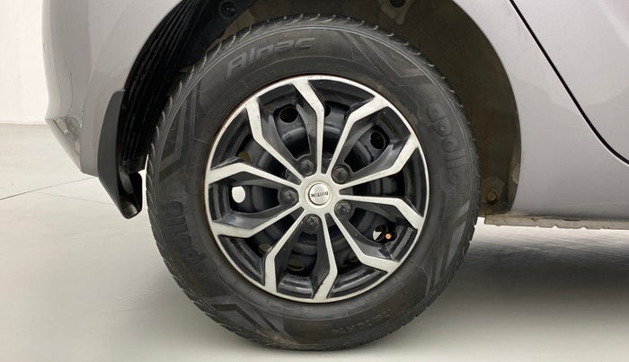 2014 Hyundai i20 MAGNA O 1.2, Petrol, Manual, 18,483 km, Right Rear Wheel