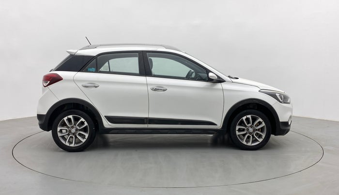 2017 Hyundai i20 Active 1.4 SX, Diesel, Manual, 84,553 km, Right Side View