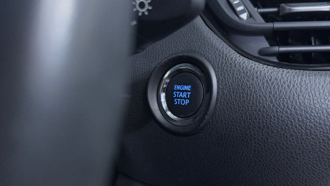 2021 Toyota C-HR Gxl (2WD), Automatic, 50059 km, Keyless / Button Start