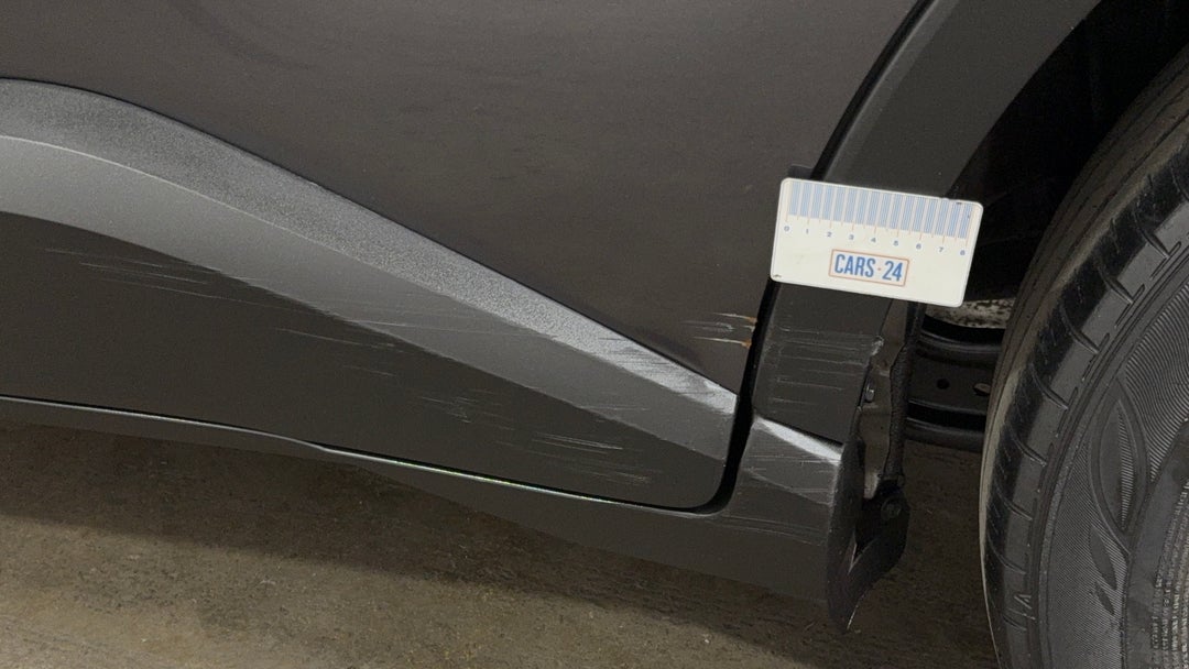 2021 Toyota C-HR Gxl (2WD), Automatic, 50059 km, Doors Rear LHS Scratch