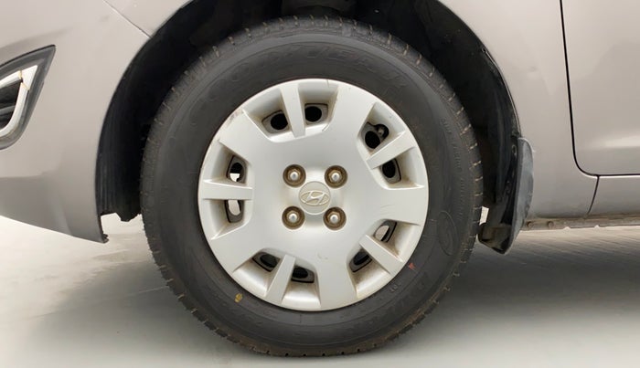 2013 Hyundai i20 ERA 1.2, Petrol, Manual, 26,227 km, Left Front Wheel