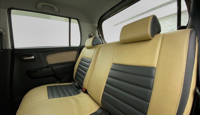 2018 Maruti Wagon R 1.0 VXI, Petrol, Manual, 33,808 km, Right Side Rear Door Cabin