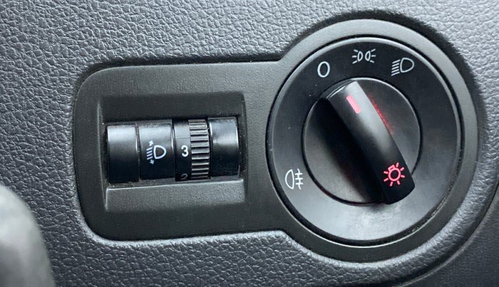 2017 Volkswagen Ameo TRENDLINE 1.5L, Diesel, Manual, 86,802 km, Dashboard - Headlight height adjustment not working