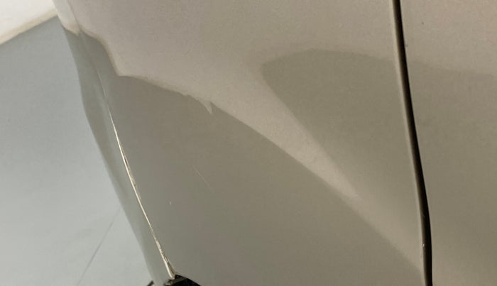 2013 Maruti Ertiga VXI, Petrol, Manual, 51,926 km, Right quarter panel - Slightly dented