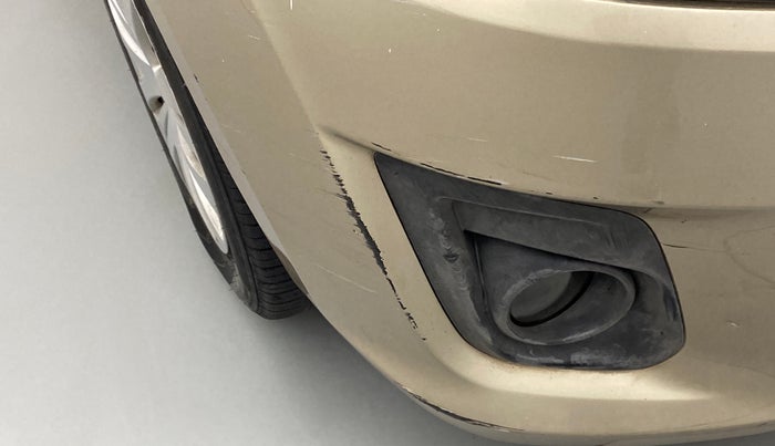 2013 Maruti Ertiga VXI, Petrol, Manual, 51,926 km, Front bumper - Minor scratches