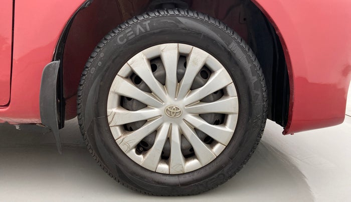 2011 Toyota Etios Liva G, Petrol, Manual, 67,229 km, Right Front Wheel