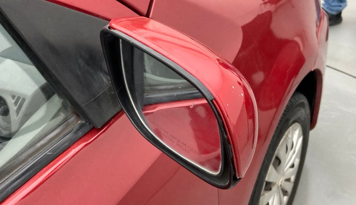 2011 Toyota Etios Liva G, Petrol, Manual, 67,229 km, Right rear-view mirror - Cover has minor damage