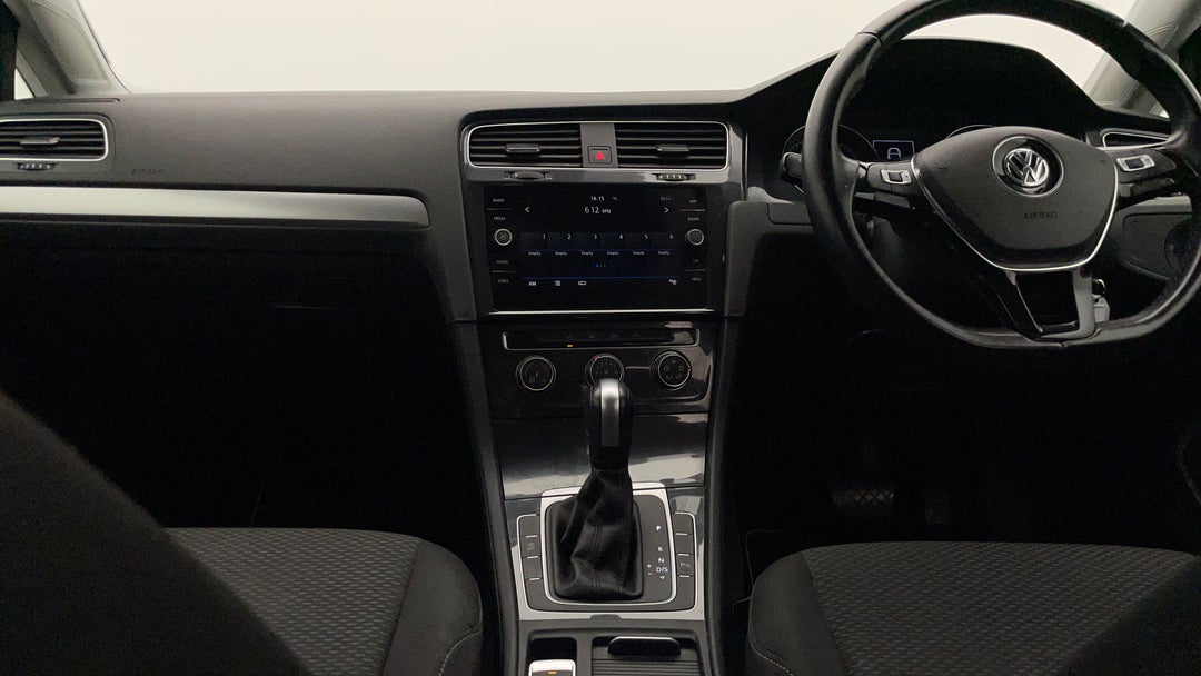 2019 Volkswagen Golf 110 Tsi Trendline, Automatic, 56645 km, Dashboard View