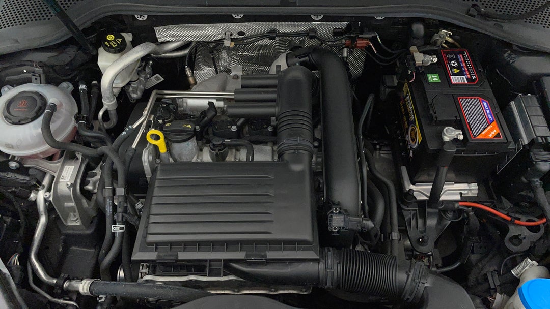 2019 Volkswagen Golf 110 Tsi Trendline, Automatic, 56645 km, Open Bonnet (Engine)