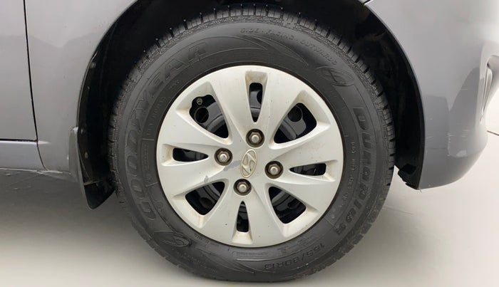 2012 Hyundai i10 SPORTZ 1.2 AT, Petrol, Automatic, 39,736 km, Right Front Wheel