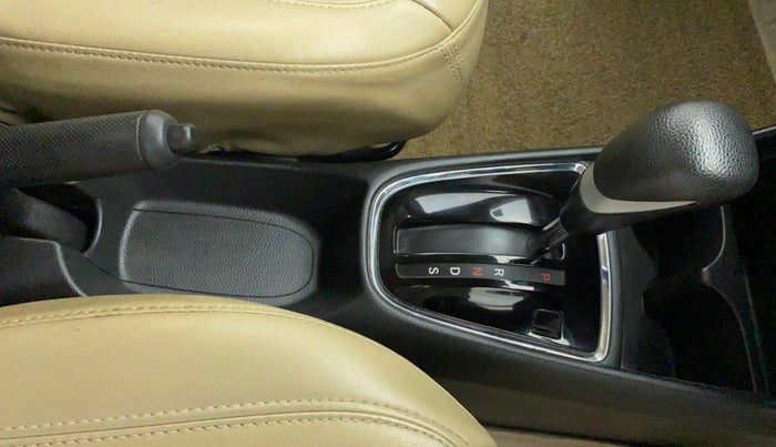 2022 Honda Amaze 1.2L I-VTEC VX CVT, Petrol, Automatic, 33,866 km, Gear Lever