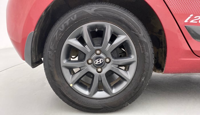 2019 Hyundai Elite i20 1.2 SPORTS PLUS VTVT, CNG, Manual, 13,839 km, Right Rear Wheel