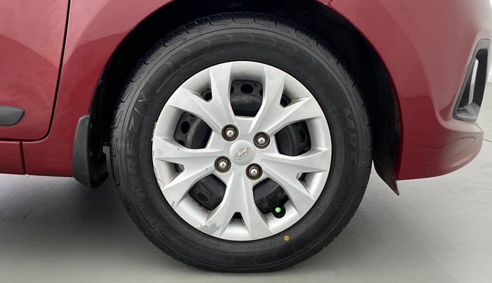 2016 Hyundai Grand i10 SPORTZ 1.2 KAPPA VTVT, Petrol, Manual, 56,397 km, Right Front Wheel
