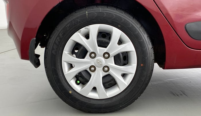 2016 Hyundai Grand i10 SPORTZ 1.2 KAPPA VTVT, Petrol, Manual, 56,397 km, Right Rear Wheel