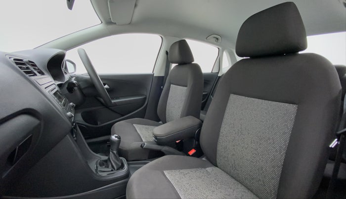 2018 Volkswagen Ameo COMFORTLINE 1.0, Petrol, Manual, 14,851 km, Right Side Front Door Cabin