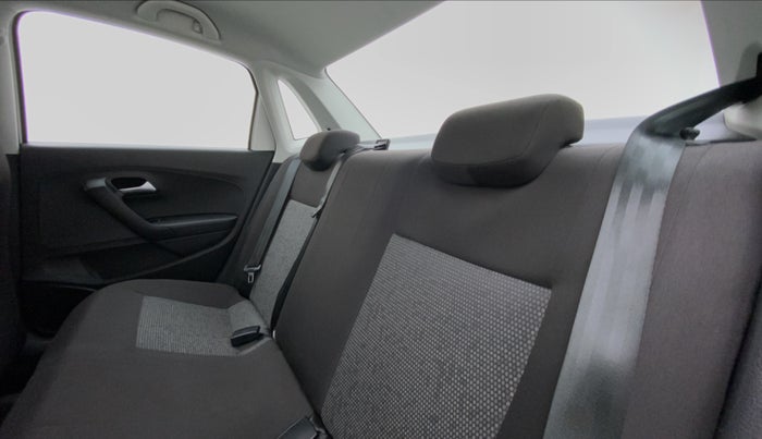 2018 Volkswagen Ameo COMFORTLINE 1.0, Petrol, Manual, 14,851 km, Right Side Rear Door Cabin