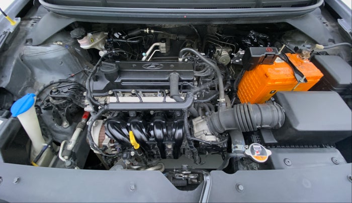 2017 Hyundai Elite i20 SPORTZ 1.2, Petrol, Manual, 47,400 km, Engine Bonet View