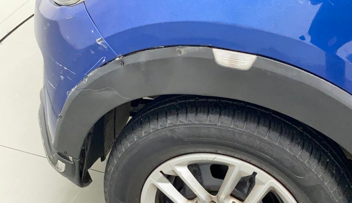 2019 Renault TRIBER RXT, Petrol, Manual, 26,358 km, Left fender - Cladding has minor damage