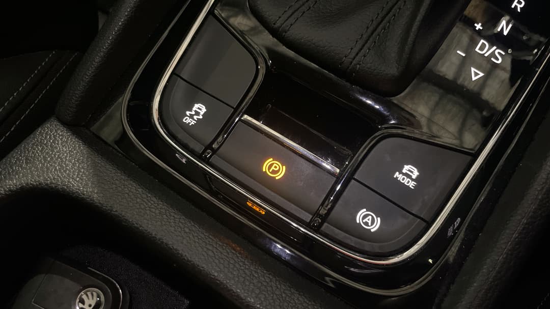 2019 SKODA Karoq 110tsi, Automatic, 62939 km, Handbrake