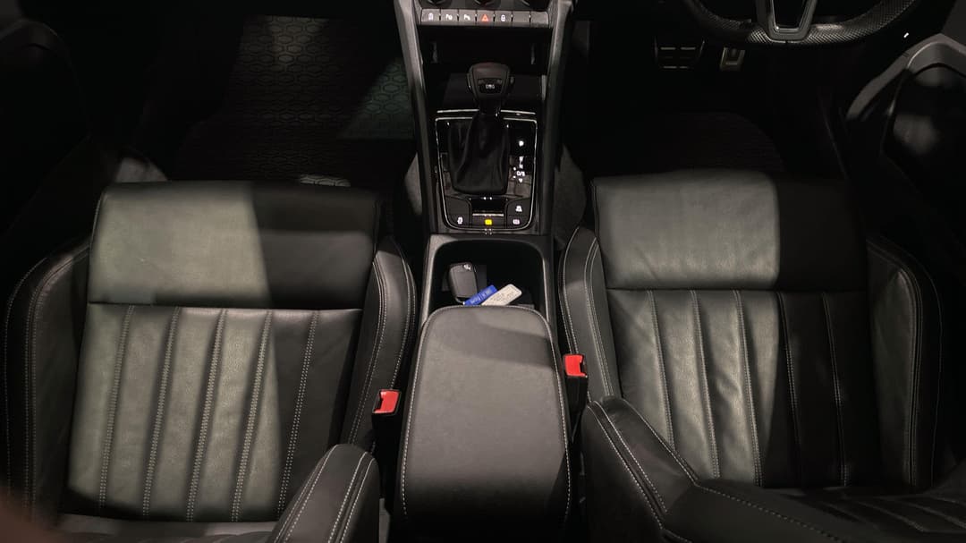 2019 SKODA Karoq 110tsi, Automatic, 62939 km, Center Console