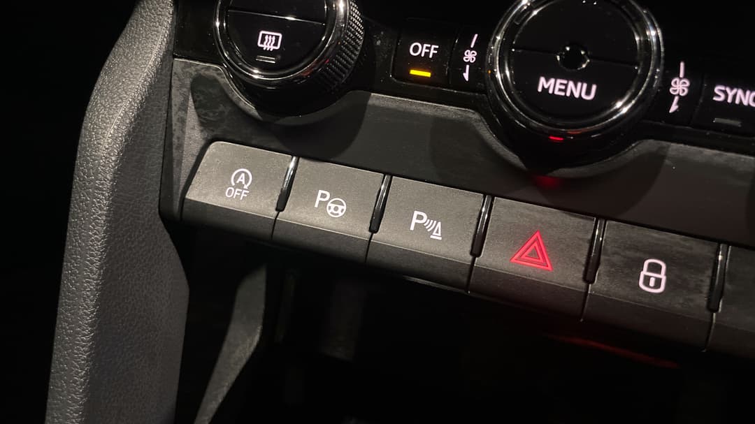 2019 SKODA Karoq 110tsi, Automatic, 62939 km, Utility Switches/Buttons