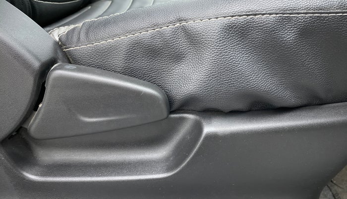 2018 Datsun Redi Go T (O), Petrol, Manual, 10,212 km, Driver Side Adjustment Panel