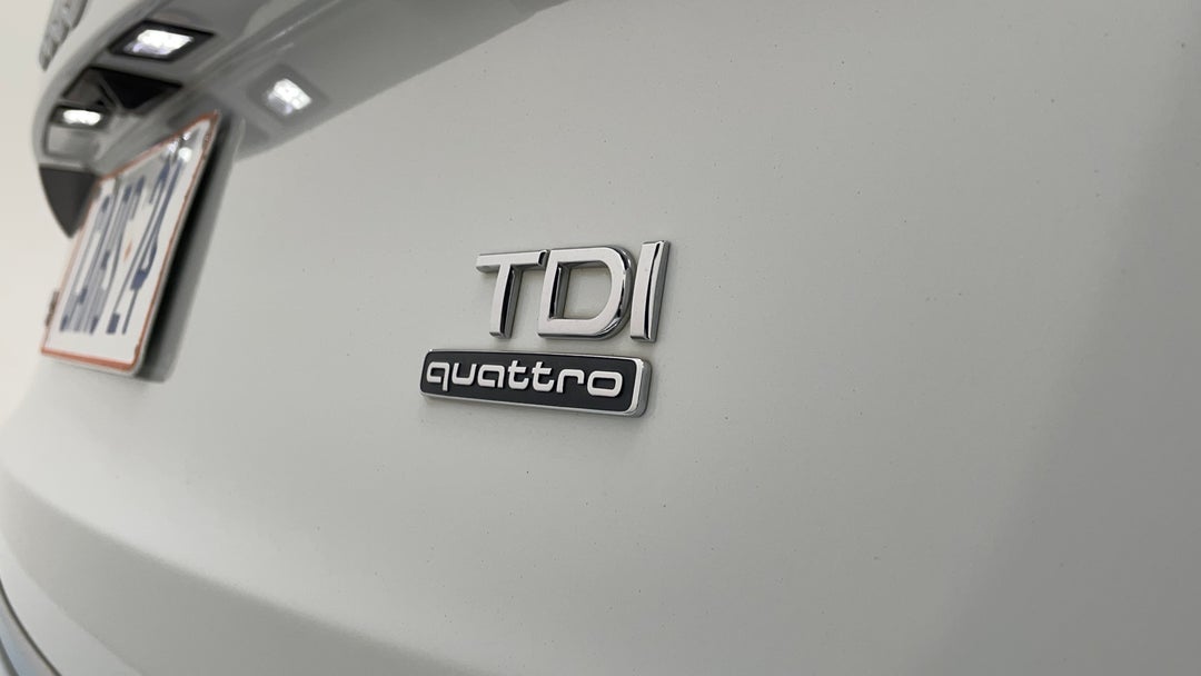 Badge (Boot Right Side)