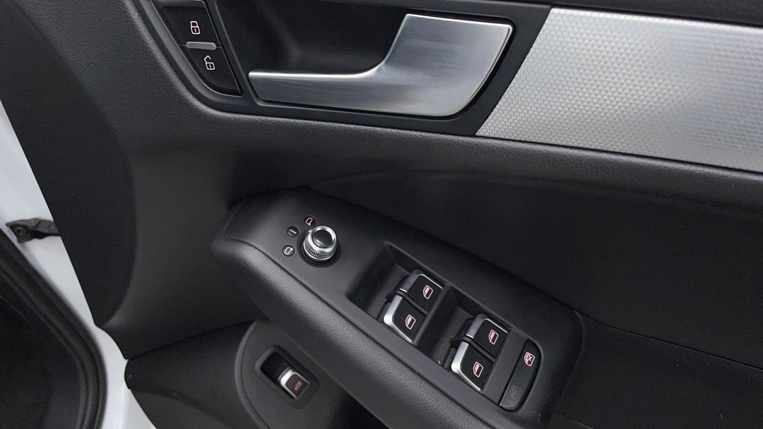 Drivers Side Door Panel Controls