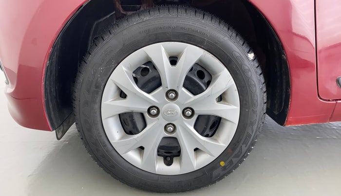 2014 Hyundai Grand i10 SPORTZ 1.2 KAPPA VTVT, Petrol, Manual, 47,090 km, Left Front Wheel