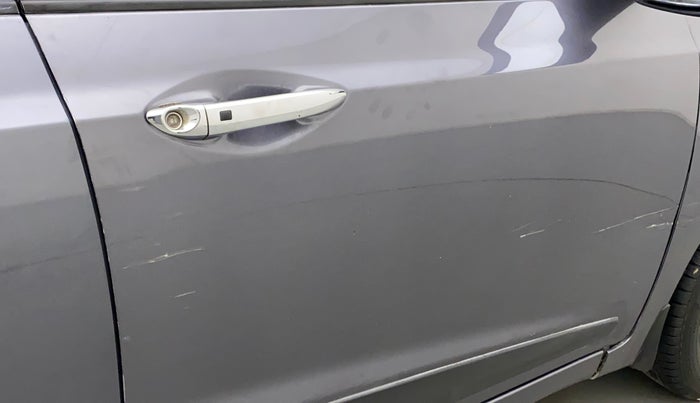 2013 Hyundai Grand i10 SPORTZ 1.2 KAPPA VTVT, Petrol, Manual, 79,205 km, Driver-side door - Slightly dented