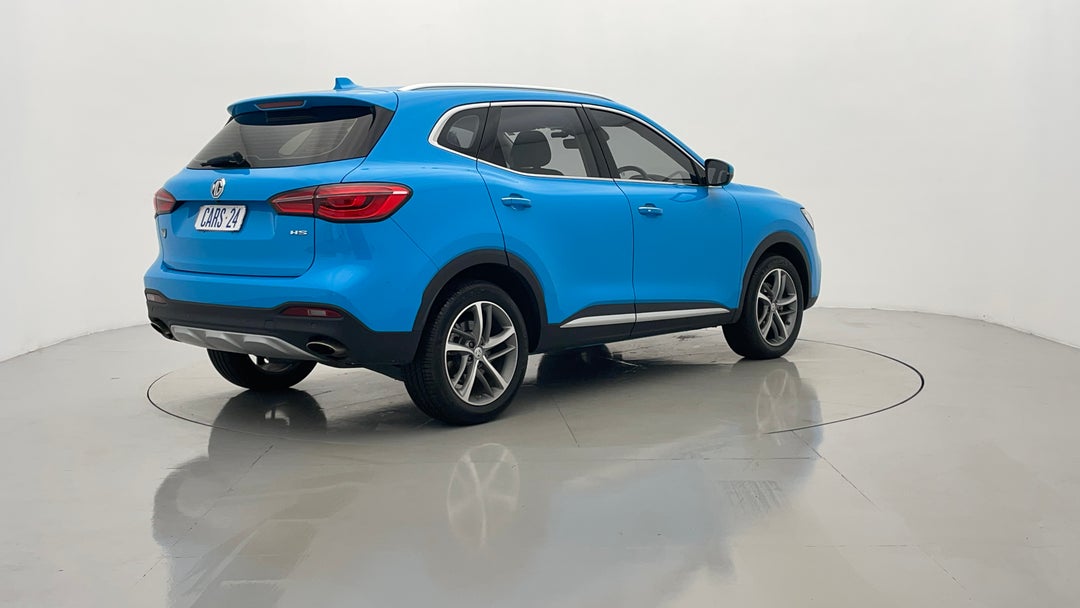 Right Back Diagonal (45- Degree) View