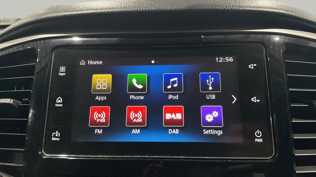 2020 Mitsubishi Triton Gls (4x4), Automatic, 76130 km, Infotainment System
