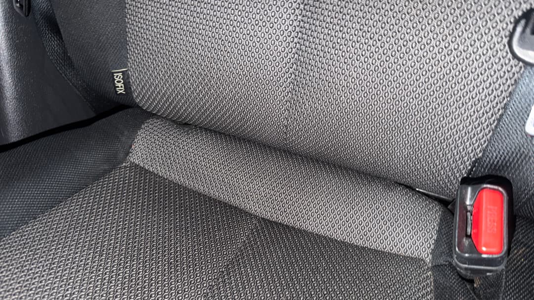 2020 Mitsubishi Triton Gls (4x4), Automatic, 76130 km, Child Seat Anchor Points