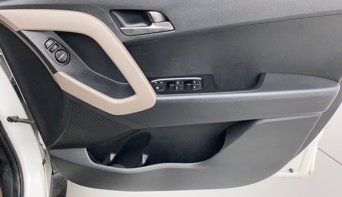 2015 Hyundai Creta SX 1.6 DIESEL, Diesel, Manual, 1,07,555 km, Driver Side Door Panels Control