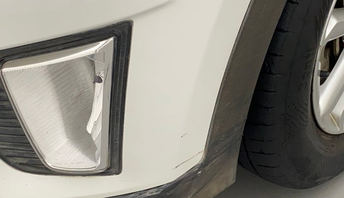 2015 Hyundai Creta SX 1.6 DIESEL, Diesel, Manual, 1,07,555 km, Front bumper - Minor scratches