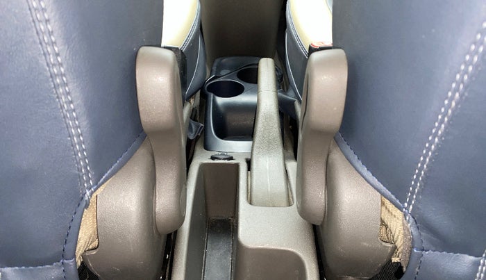 2011 Hyundai i10 SPORTZ 1.2, Petrol, Manual, 59,518 km, Driver Side Adjustment Panel
