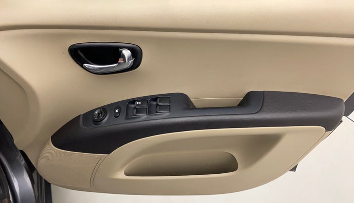 2011 Hyundai i10 SPORTZ 1.2, Petrol, Manual, 59,518 km, Driver Side Door Panels Control