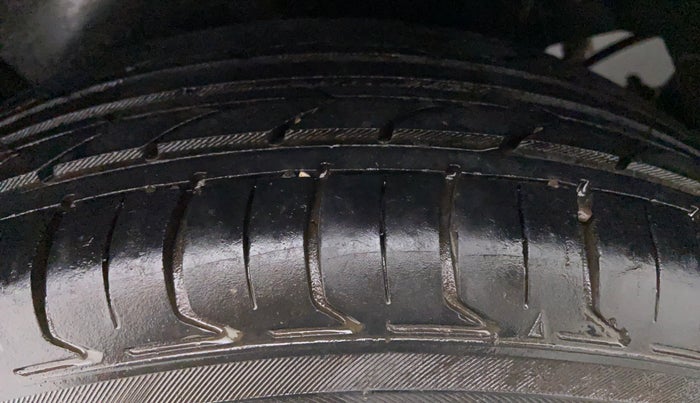 2012 Maruti Swift Dzire ZXI 1.2 BS IV, Petrol, Manual, 76,932 km, Left Rear Tyre Tread