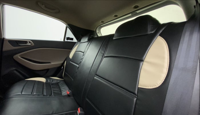 2018 Hyundai Elite i20 Magna Executive Diesel, Diesel, Manual, 30,883 km, Right Side Rear Door Cabin