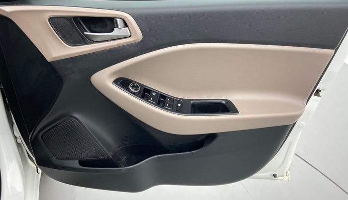 2018 Hyundai Elite i20 Magna Executive Diesel, Diesel, Manual, 30,883 km, Driver Side Door Panels Control